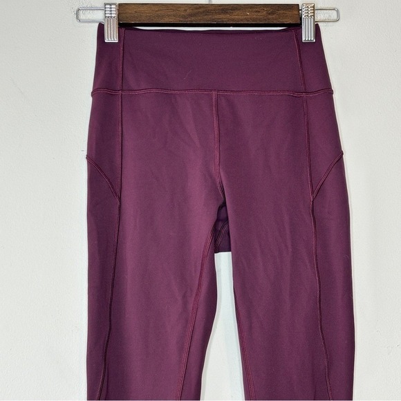 Lululemon In Movement 7/8 Tight *Everlux 25" Black Cherry Size 4 W5ANXS - Picture 3 of 12